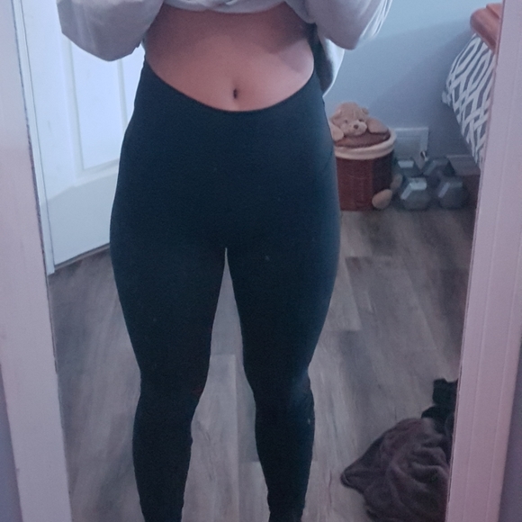 Lulus - Picture 5 of 5